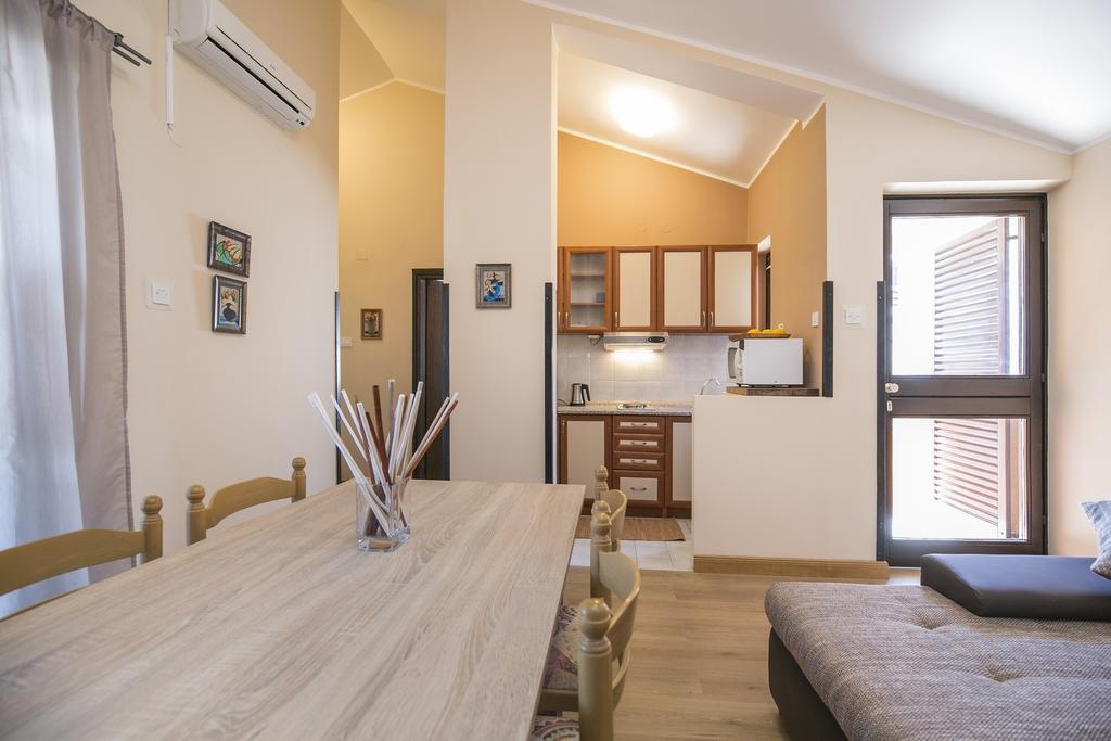 Apartment Gino ราฟนี ห้อง รูปภาพ